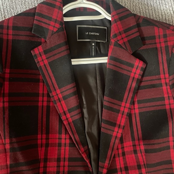 Brand new condition red plaid Le Chateau 3/4 sleeve blazer and matching shoes - Picture 9 of 11